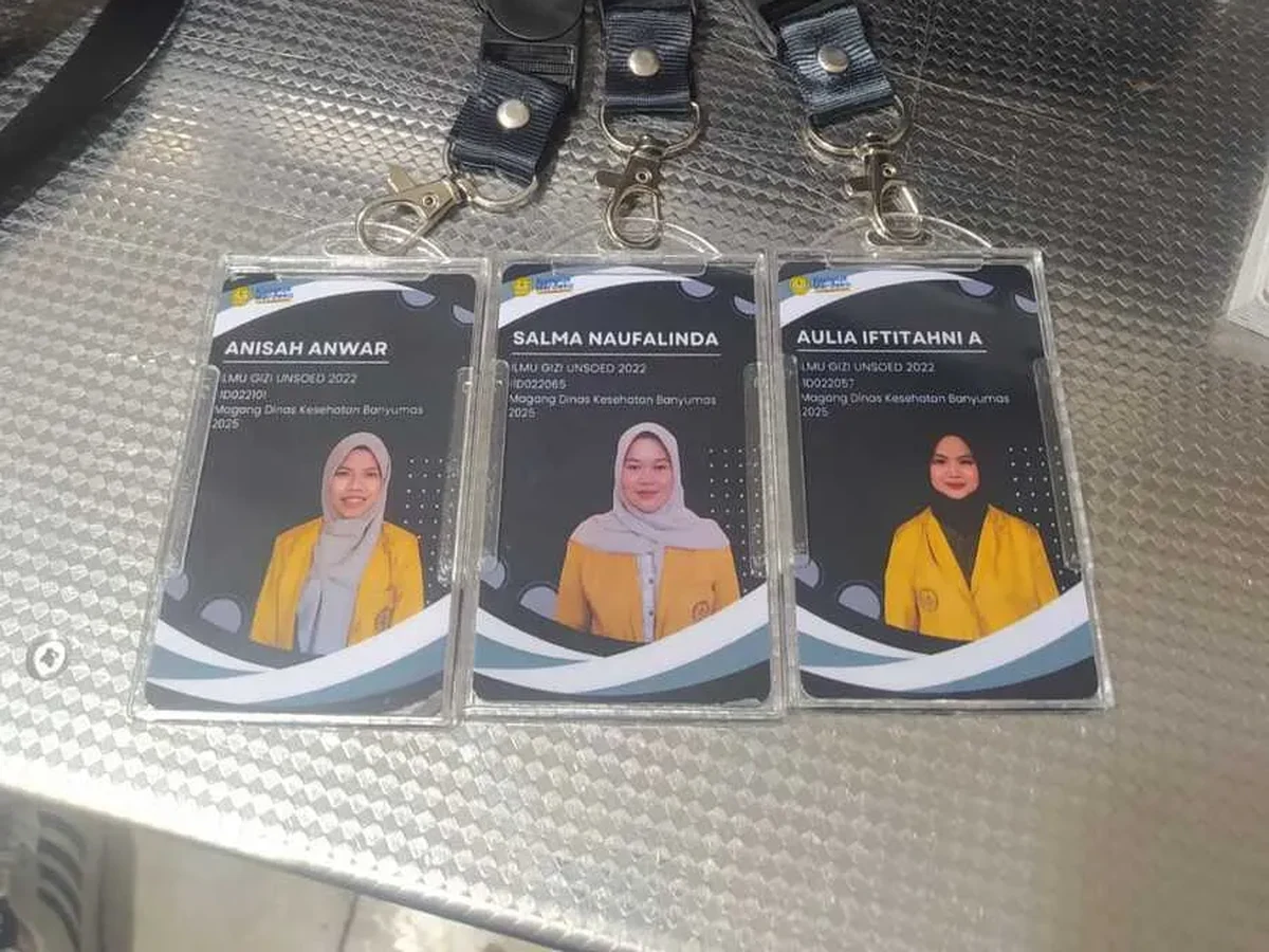 ID Card & Tali Lanyard - Percetakan Digital Printing ARTIVITY Purwokerto